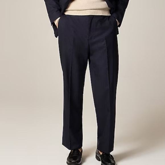 J crew deep navy Kenmare Relaxed-fit suit pant in Italian wool - Picture 2 of 6
